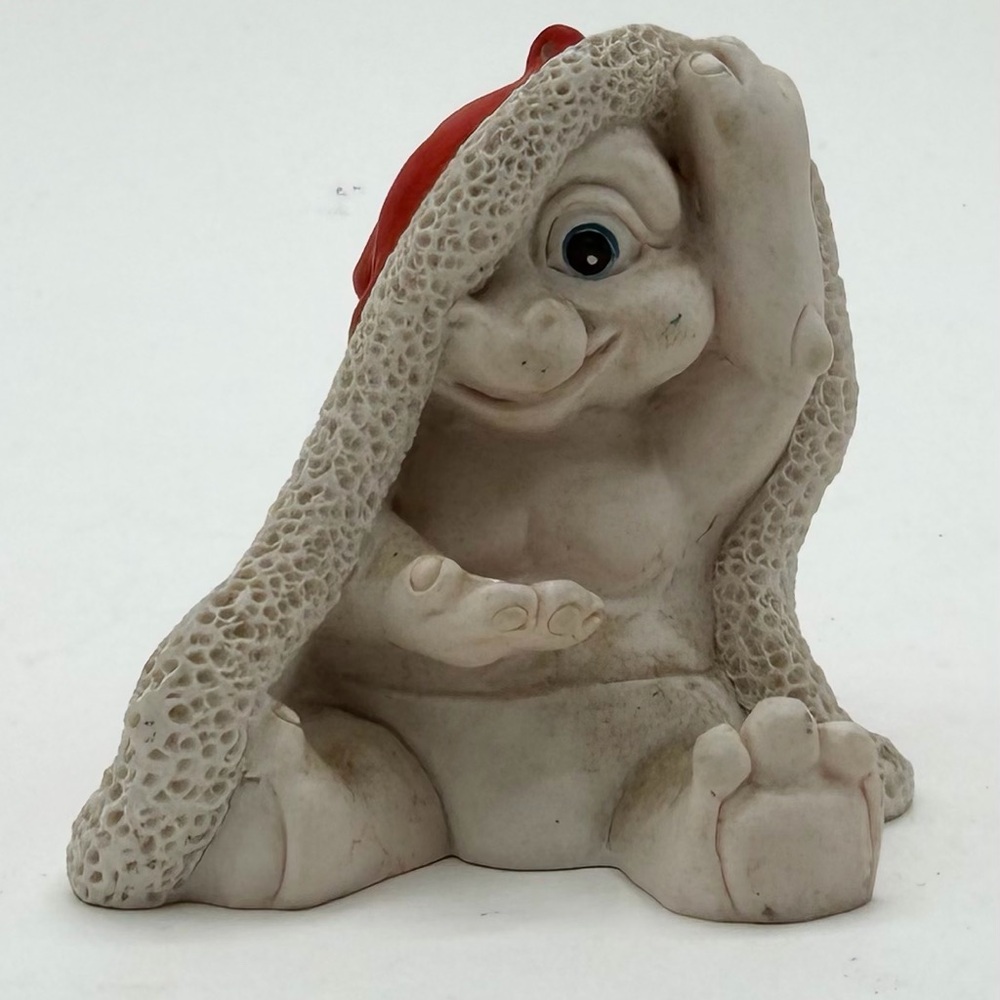 Vintage 1996 World Of Krystonia Peakahoo Baby Dragon Santa Hat 2” Tall